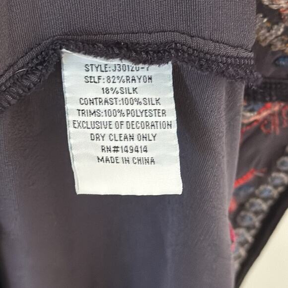 Johnny Was Isadora Velvet Wrap Purple Short Sleeve Embroidered Dress Size:XS - Picture 7 of 7